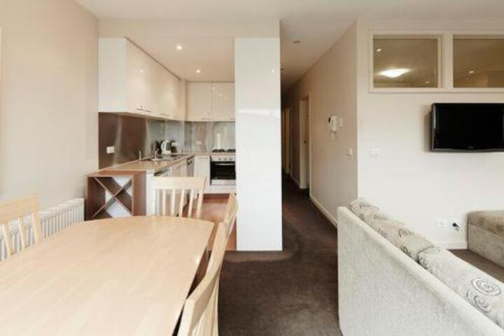 Room 15 of 27