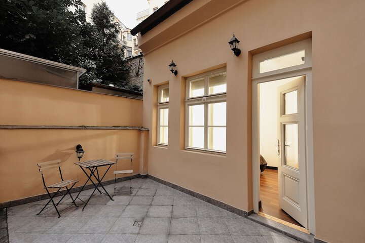 Terrace/Patio 46 of 77