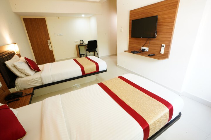 Room 42 of 79