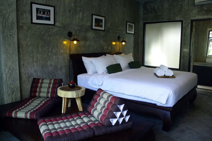 Room 3 of 88