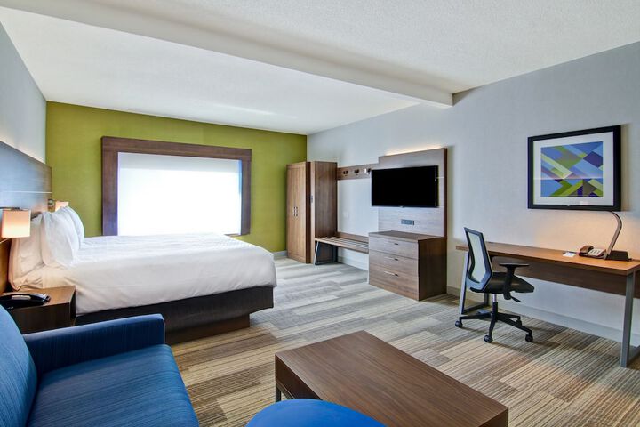Room 17 of 63