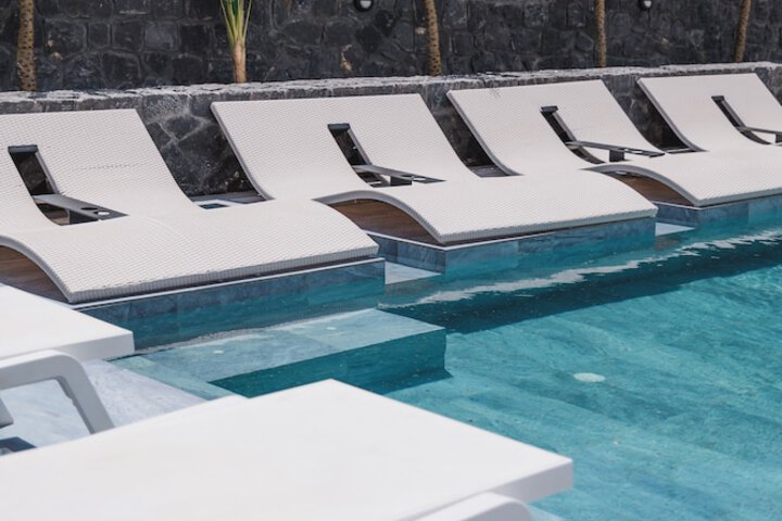 Pool 68 of 70