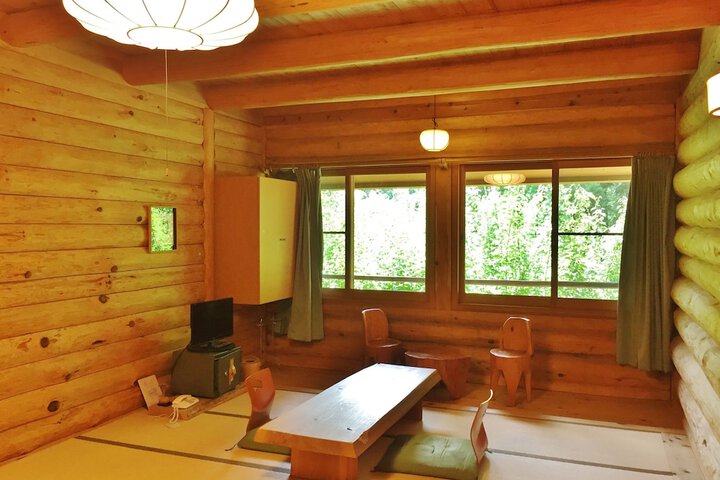 Room 5 of 50