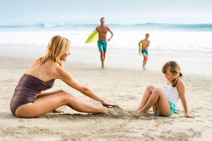 Surfing/boogie boarding