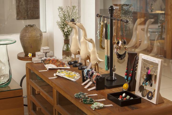 Gift Shop 66 of 101