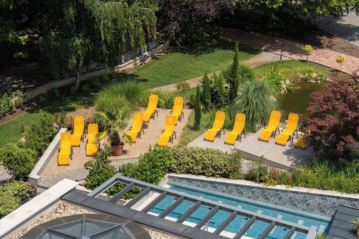 Sundeck 59 of 62