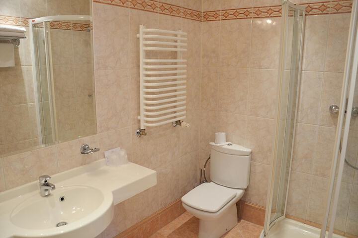 Clean Restrooms
