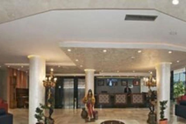 Hotel Interior 8 of 39