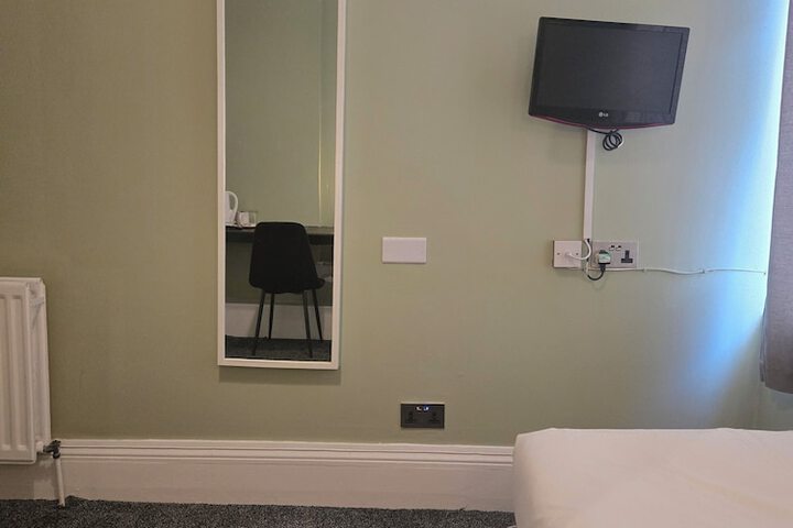 Room 20 of 72