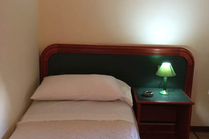 Room 3 of 56