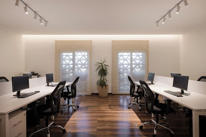 Business Center 130 of 143