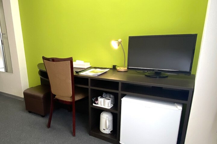 Room 5 of 71