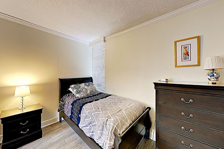 Room 20 of 109