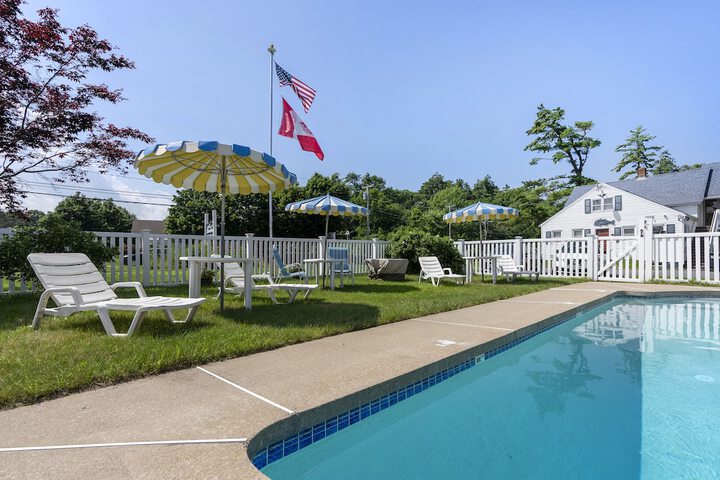 Pool 49 of 64