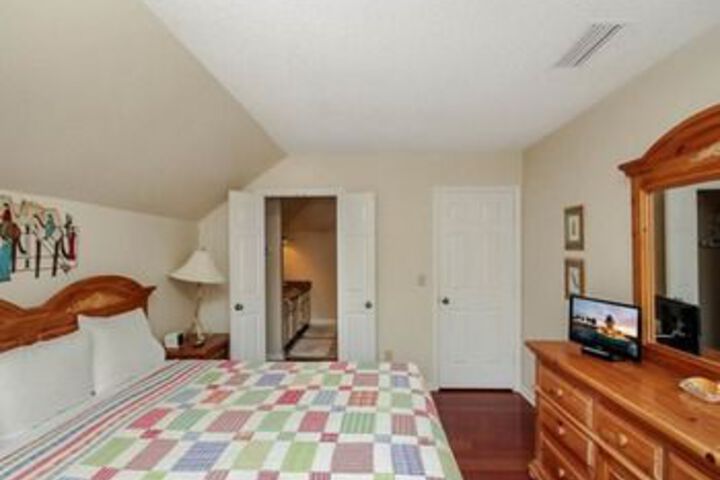 Room 8 of 29