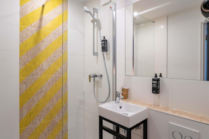 Clean Restrooms