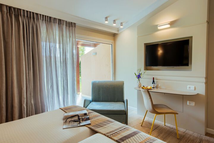 Room 7 of 57