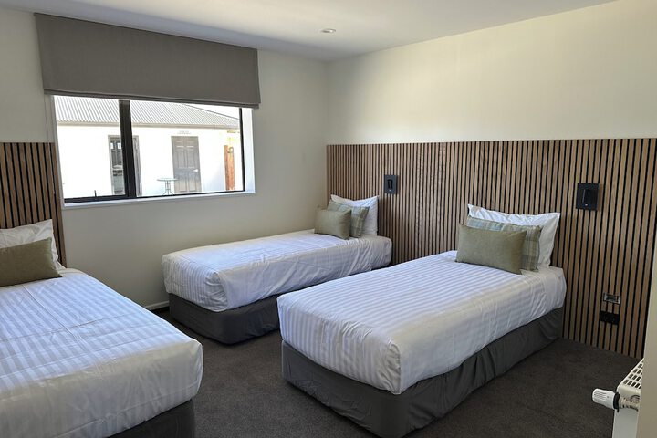 Room 8 of 25