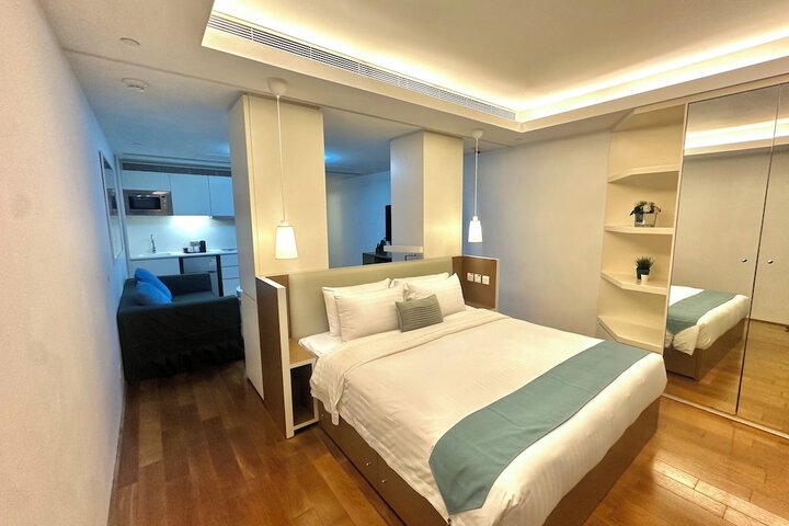 Room 18 of 60