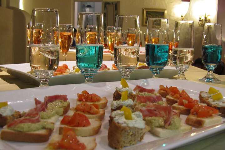 Dining 34 of 67