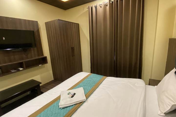 Room 5 of 21