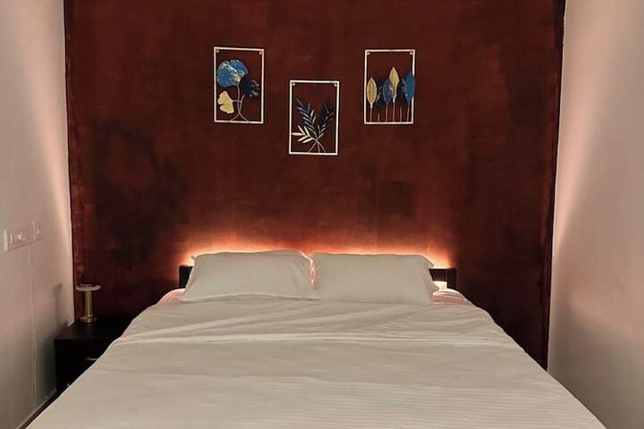 Room 15 of 19