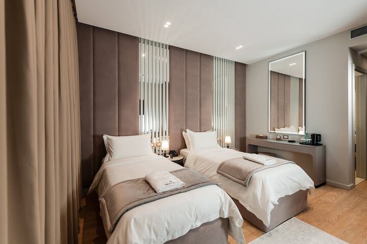 Room 40 of 115