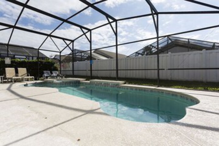Pool 45 of 83