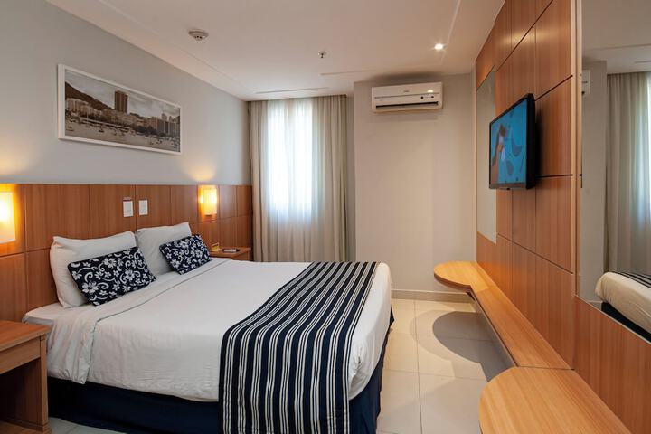 Room 19 of 40