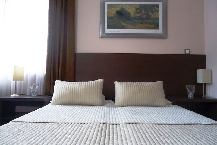 Room 18 of 53