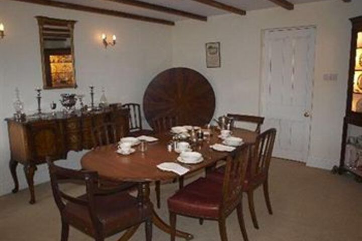 Dining 2 of 13