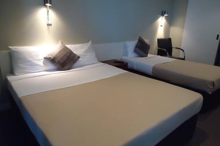 Room 33 of 56