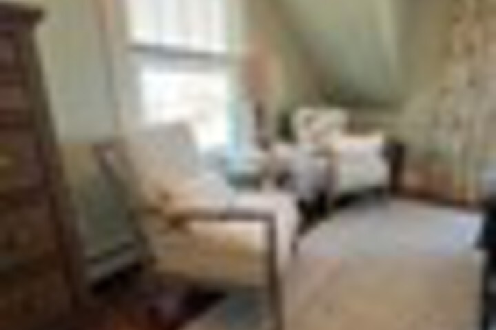 Room 53 of 297