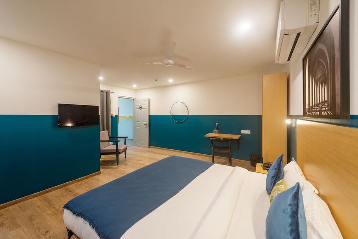 Room 12 of 21