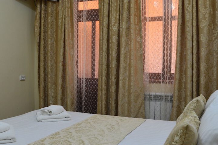 Room 7 of 23