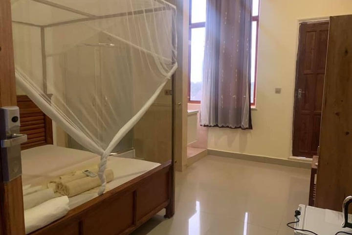 Room 36 of 135