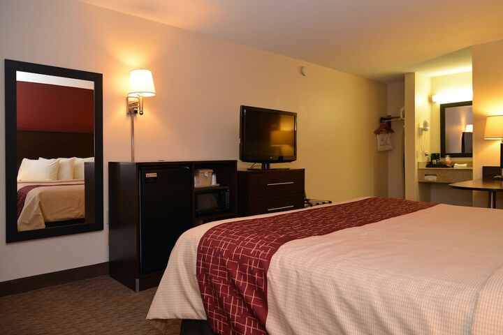 Superior King Bed (1 of 9)