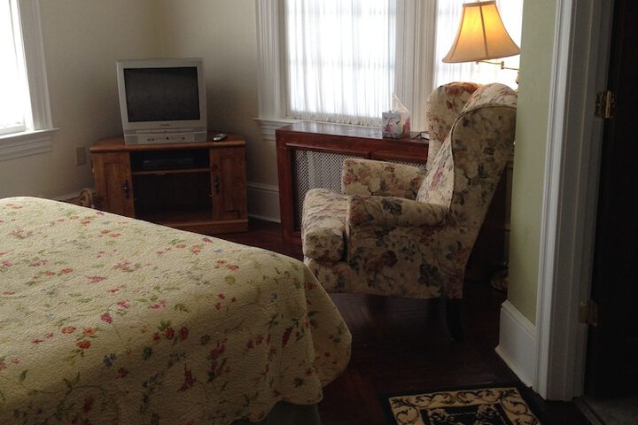 Room 5 of 26