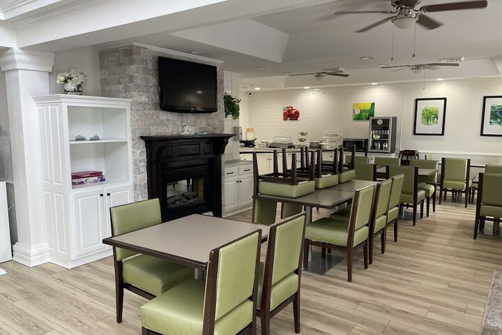 Breakfast area