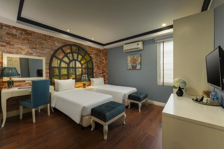 Room 29 of 92