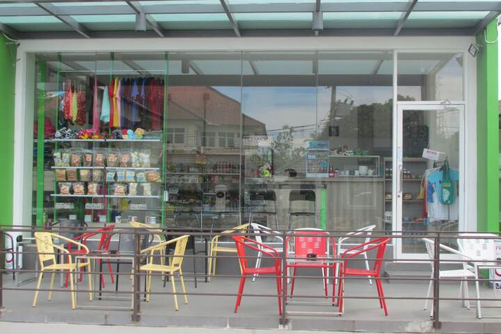Gift shop