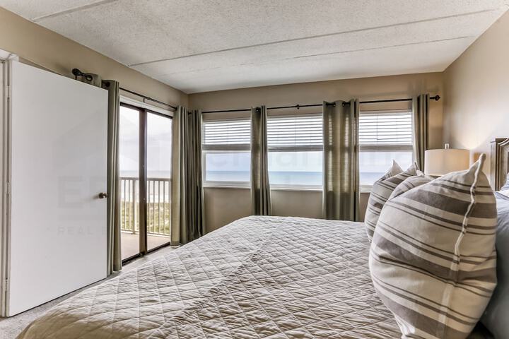 Room 19 of 182