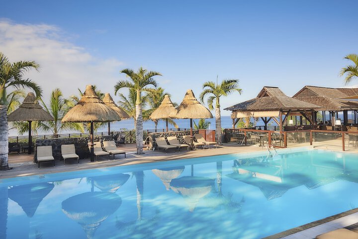 Pools & Facilities