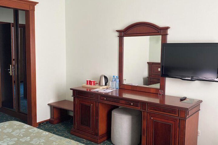 Room 64 of 141