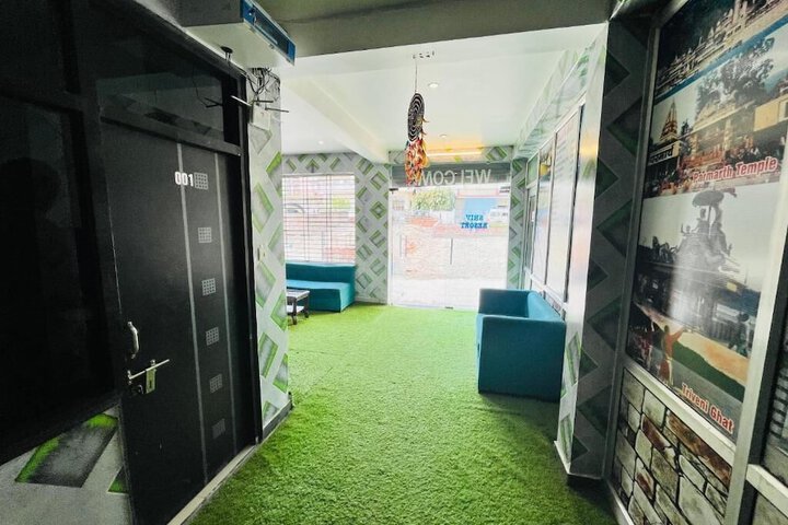 Room 15 of 21