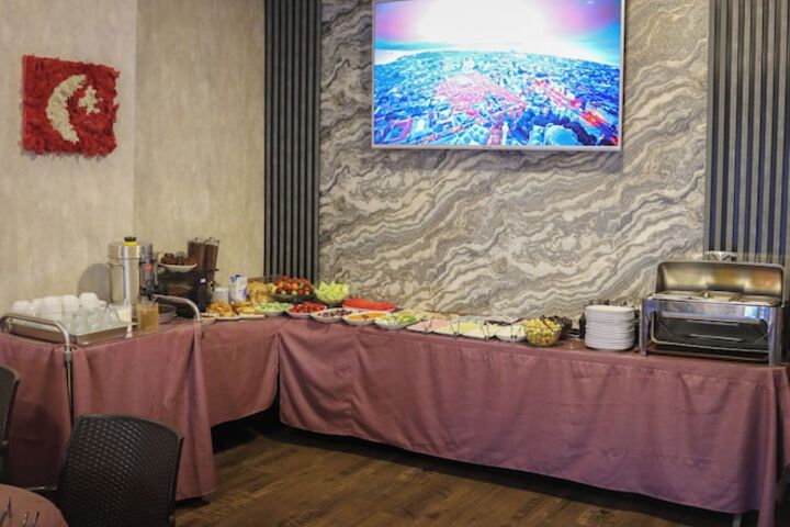 Dining 50 of 60