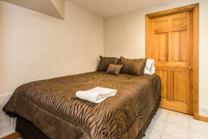 Room 3 of 15