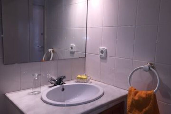 Room 50 of 309