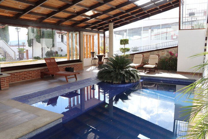 Pool 13 of 21