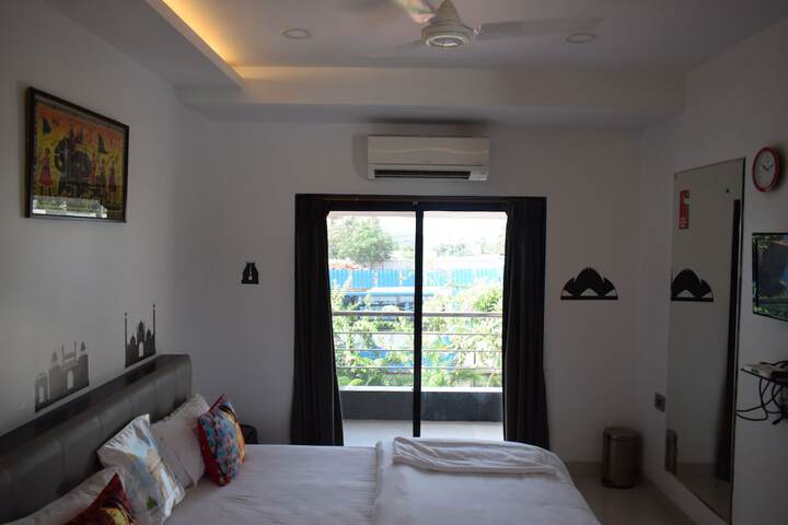 Room 26 of 144